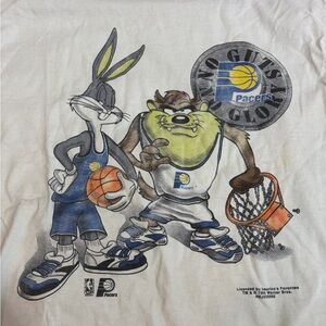 Looney Tunes x Indiana Pacers Graphic Tee - White with Blue & Yellow NBA Vintage